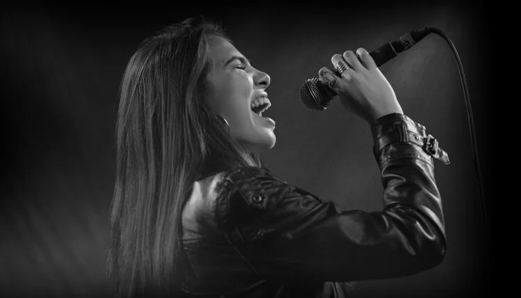 Practicing Your Technique - How to Hold a Microphone: A Detailed Guide